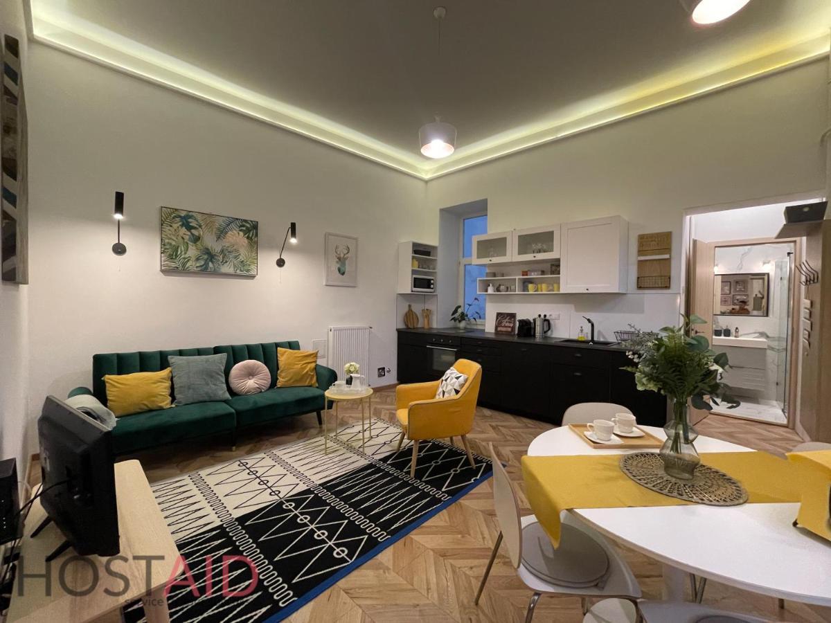 M10 Apartment - Hostaid Budapeşte Dış mekan fotoğraf