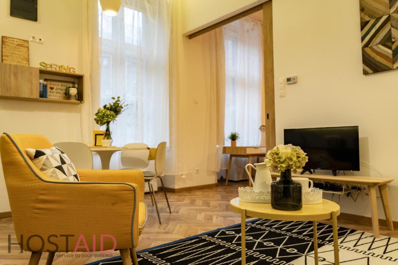 M10 Apartment - Hostaid Budapeşte Dış mekan fotoğraf