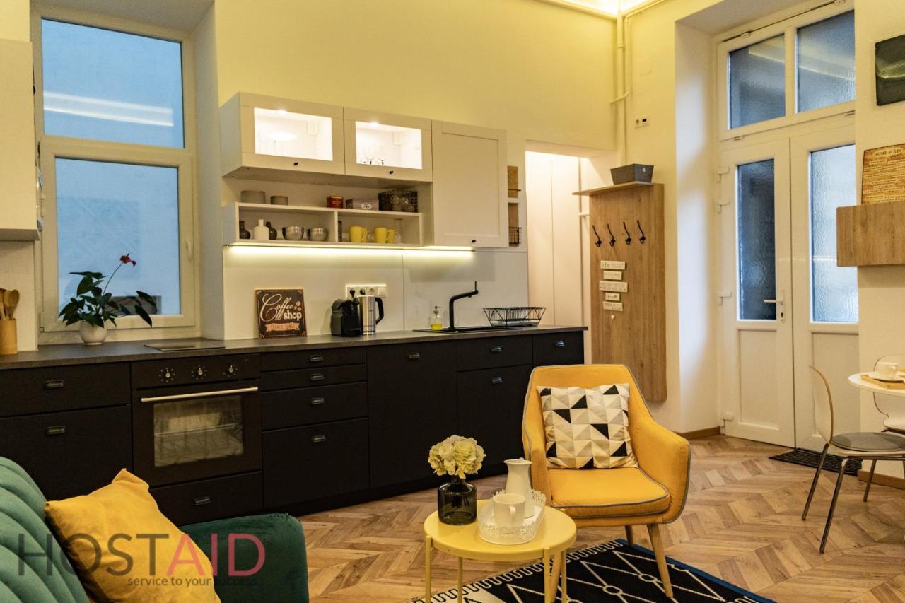 M10 Apartment - Hostaid Budapeşte Dış mekan fotoğraf