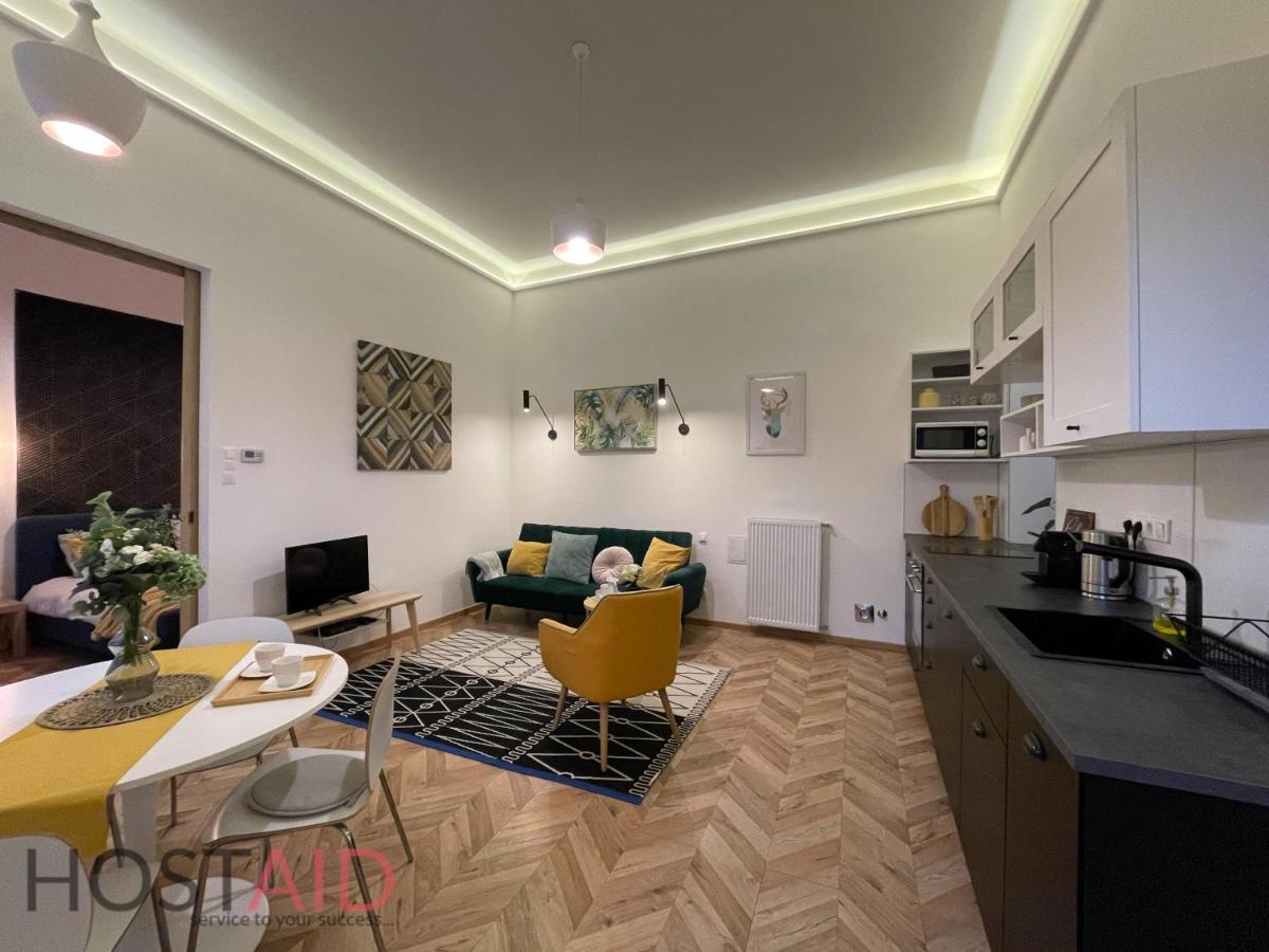 M10 Apartment - Hostaid Budapeşte Dış mekan fotoğraf